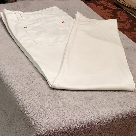 White Slim fitting Jeans - Picture 1 of 7